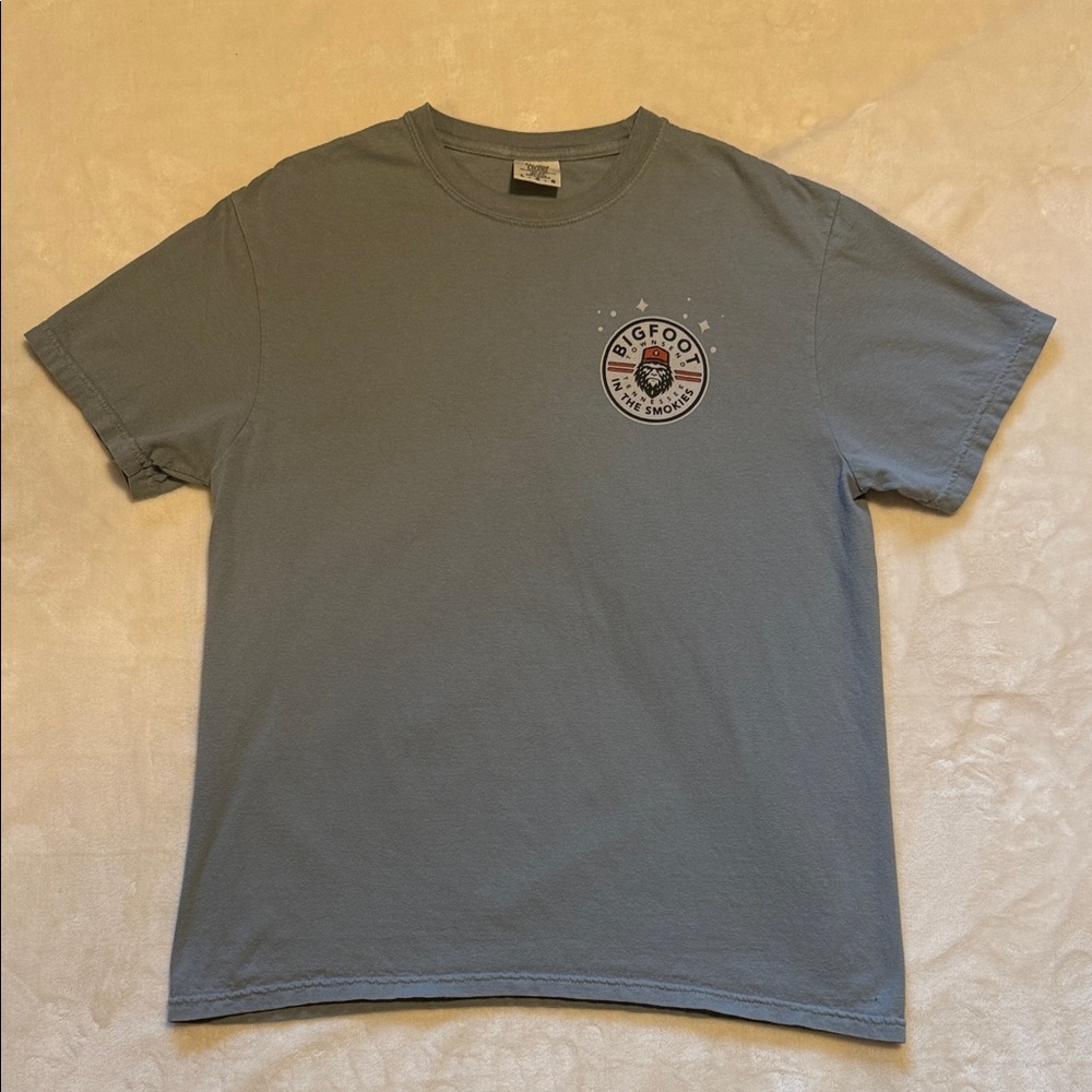 Comfort Colors Gray Bigfoot Graphic Tee size large